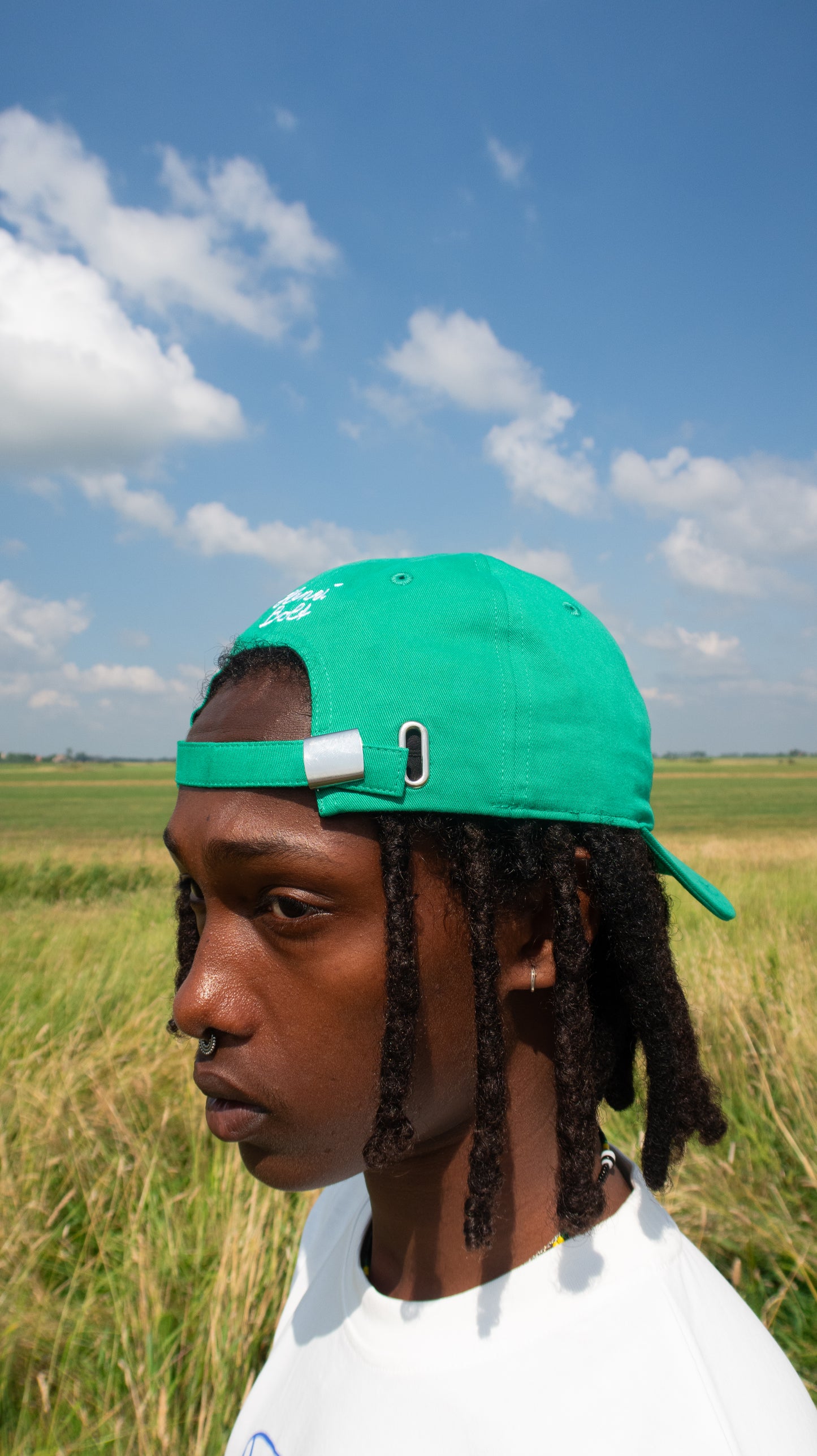 Blocked logo cap