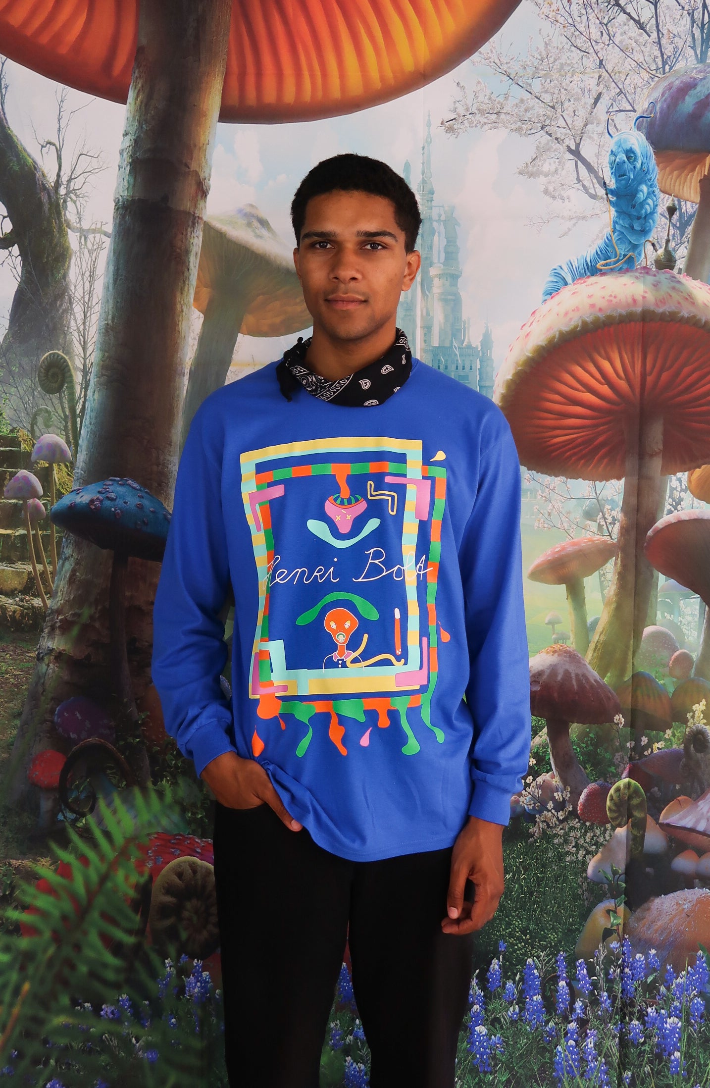 Alien blue longsleeve