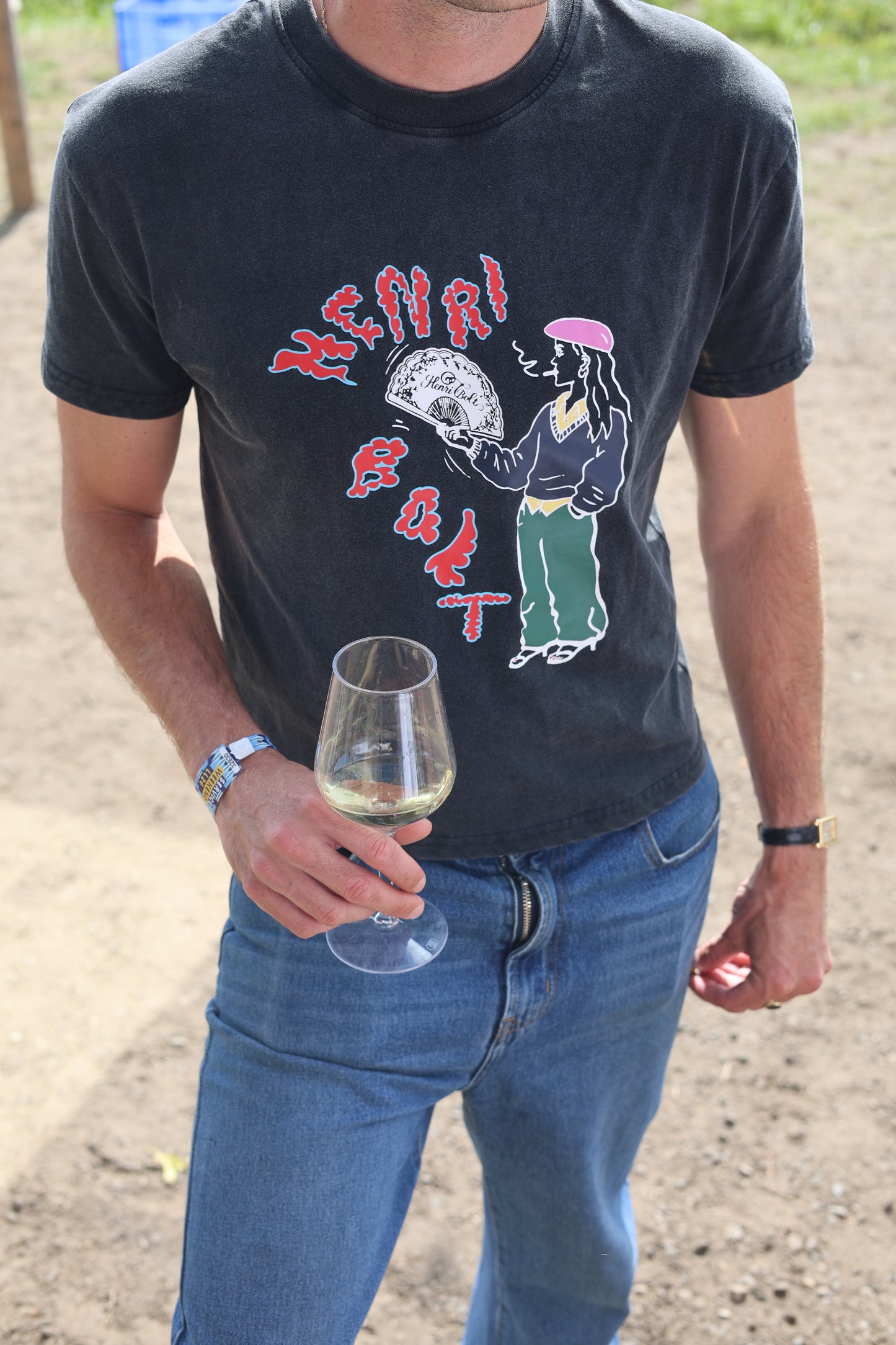 Black washed tee