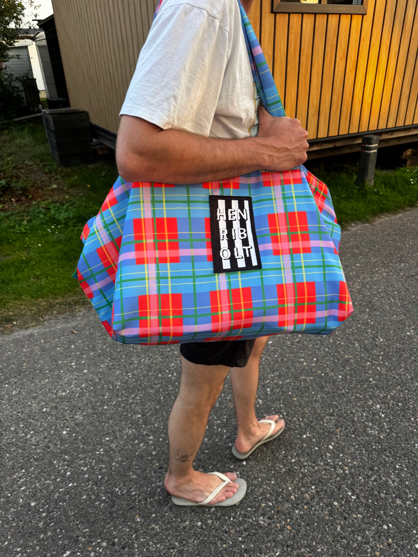 Everything bag tartan