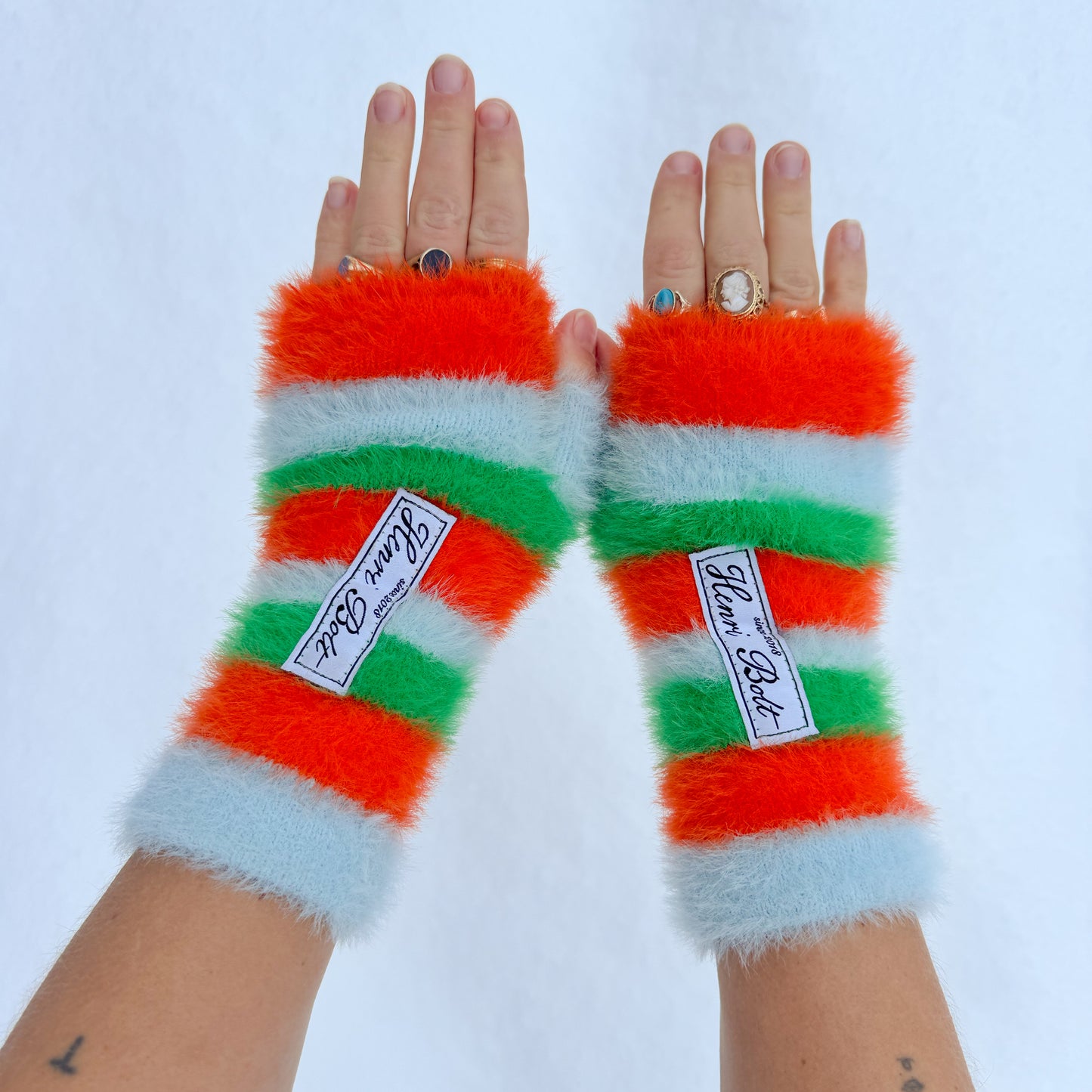 Harvest striped gloves