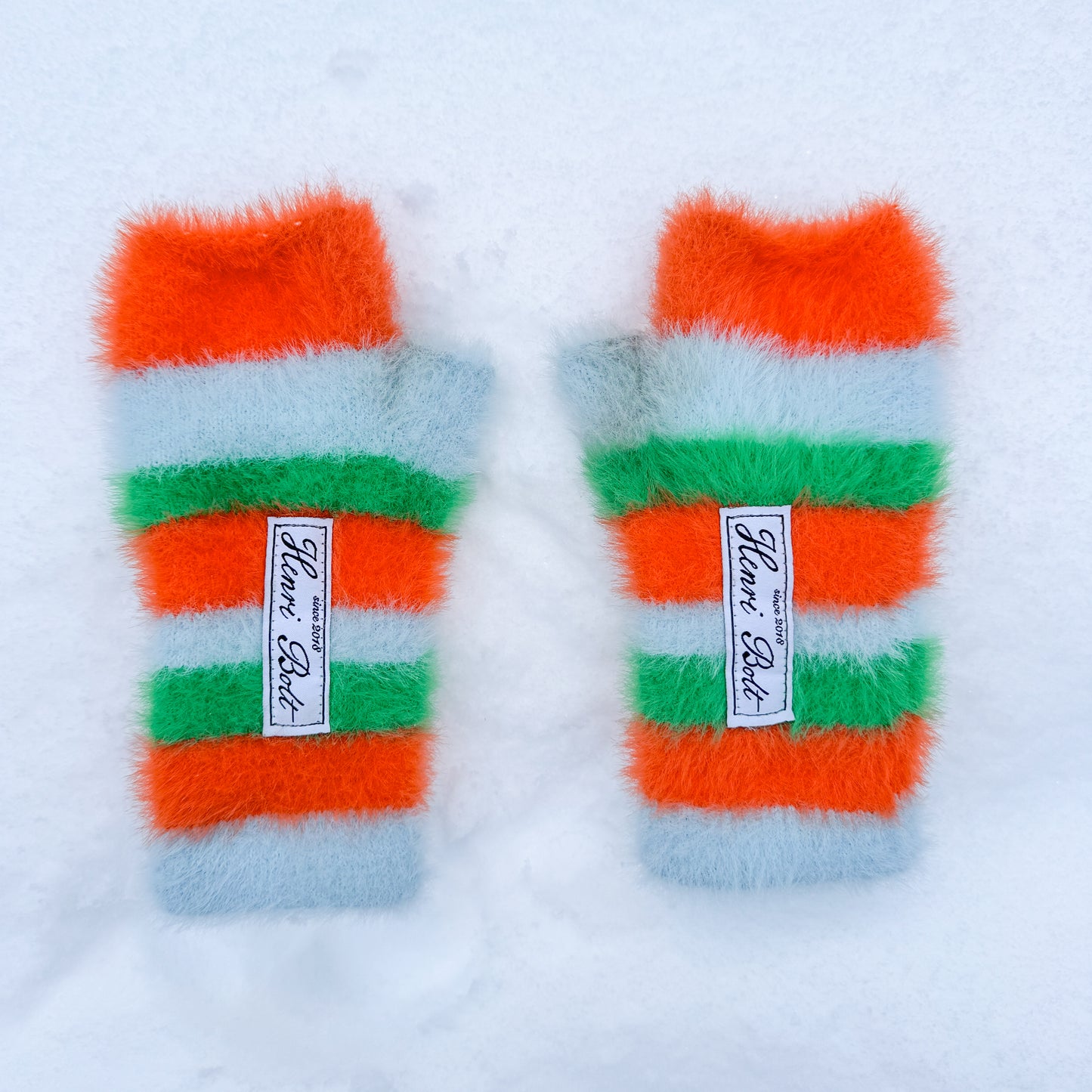 Harvest striped gloves