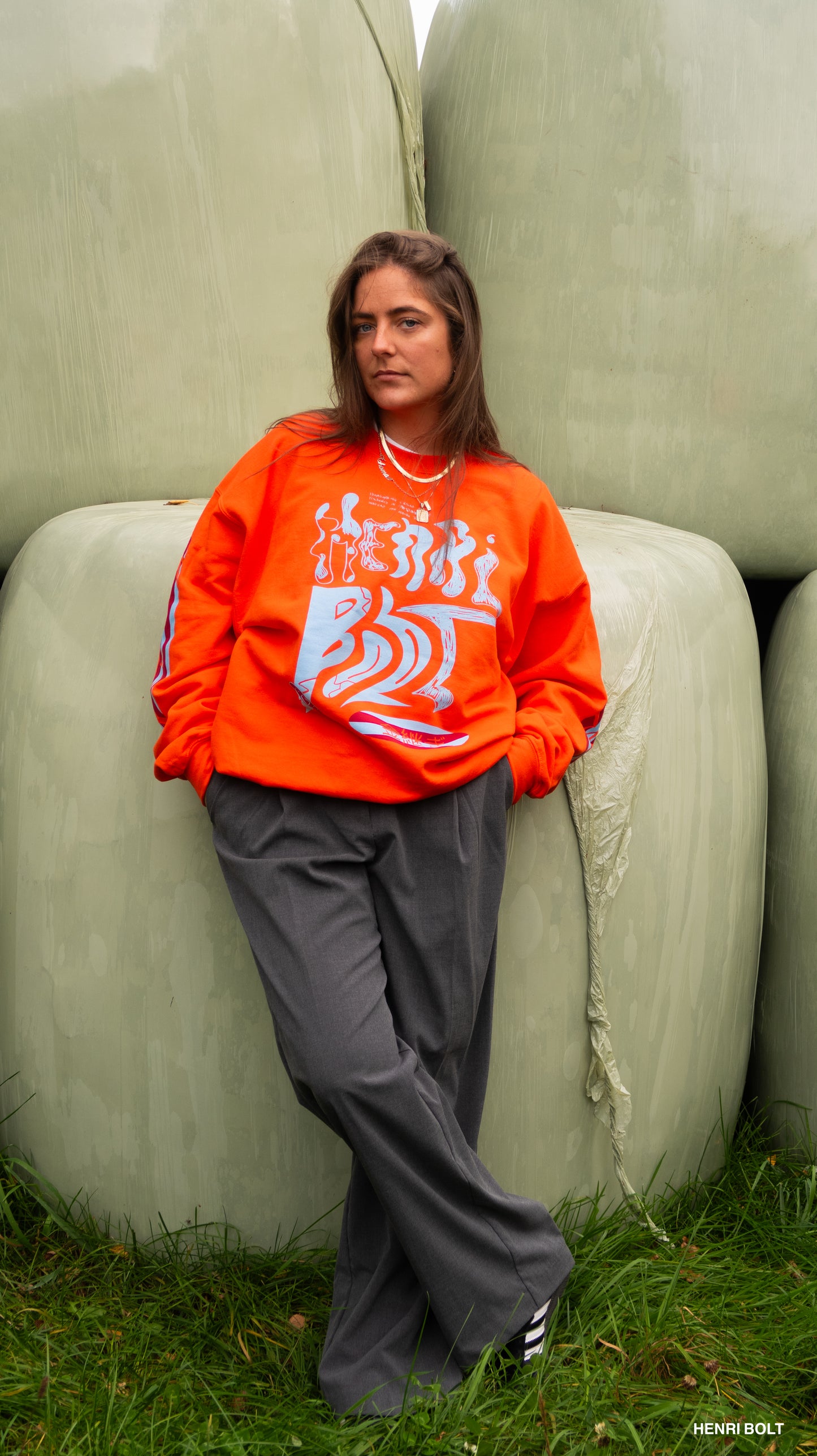 Lightweight paradox sweater orange